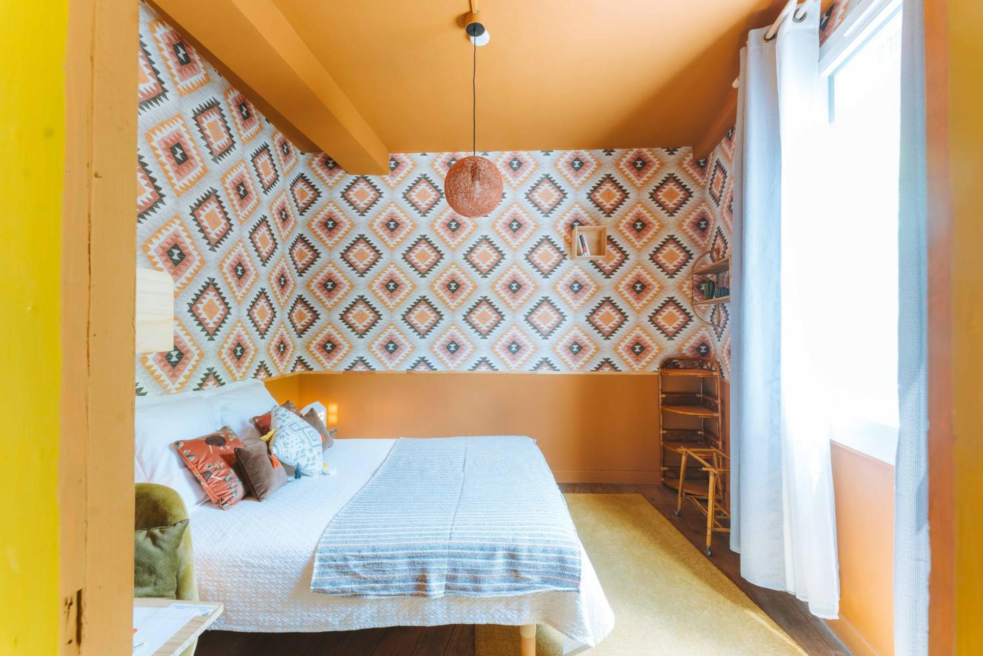 Eau Berges Hostel Val-de-Sos Екстериор снимка