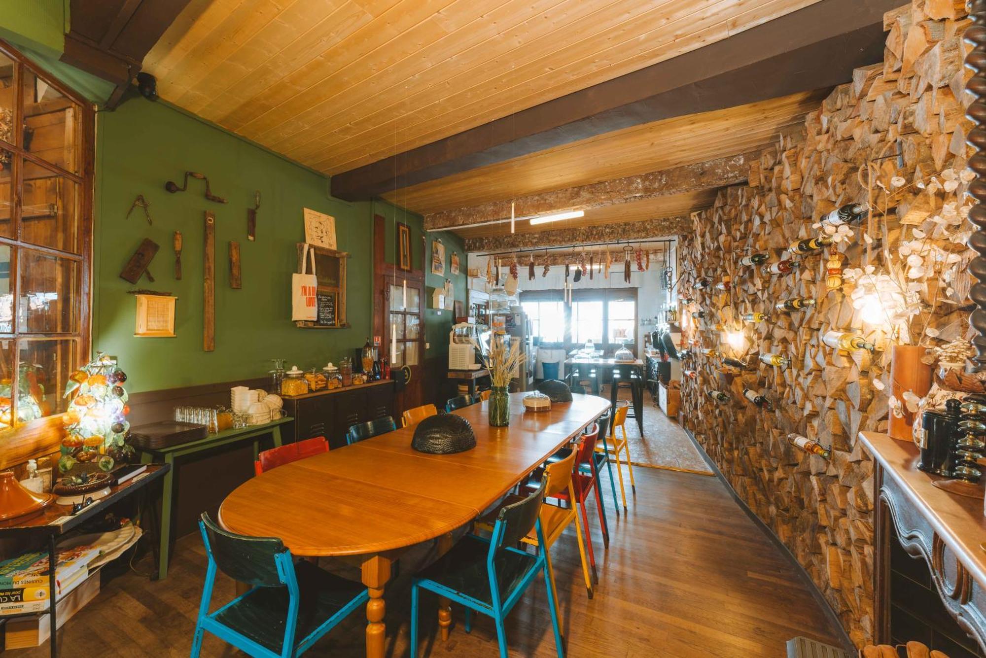 Eau Berges Hostel Val-de-Sos Екстериор снимка
